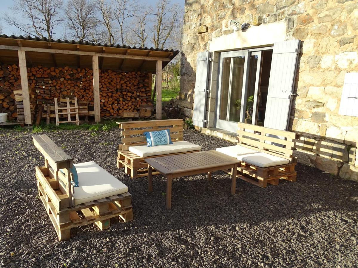 La Ferme De Madelonnet Bed & Breakfast Saint-Jeures Exterior foto