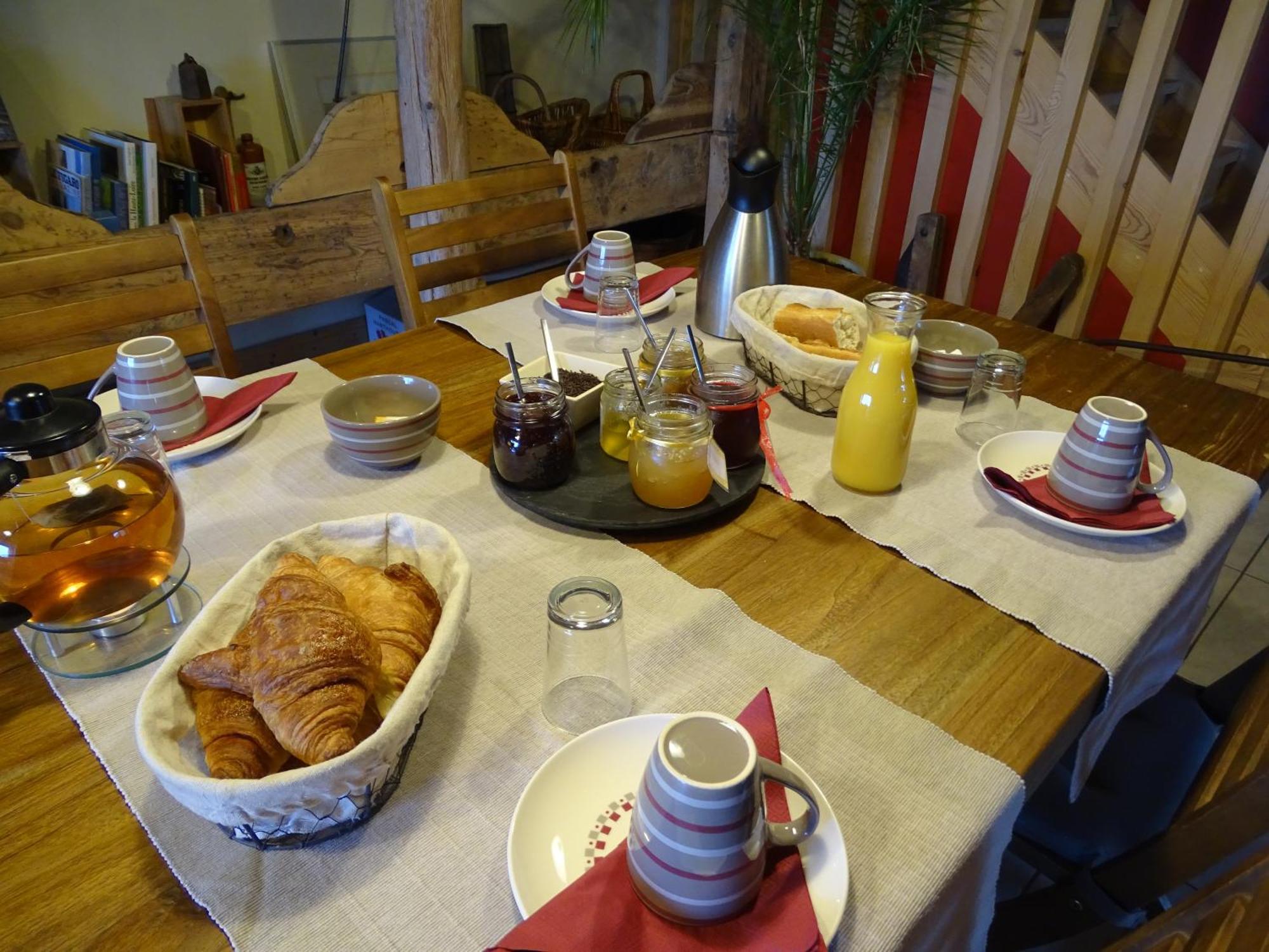 La Ferme De Madelonnet Bed & Breakfast Saint-Jeures Exterior foto