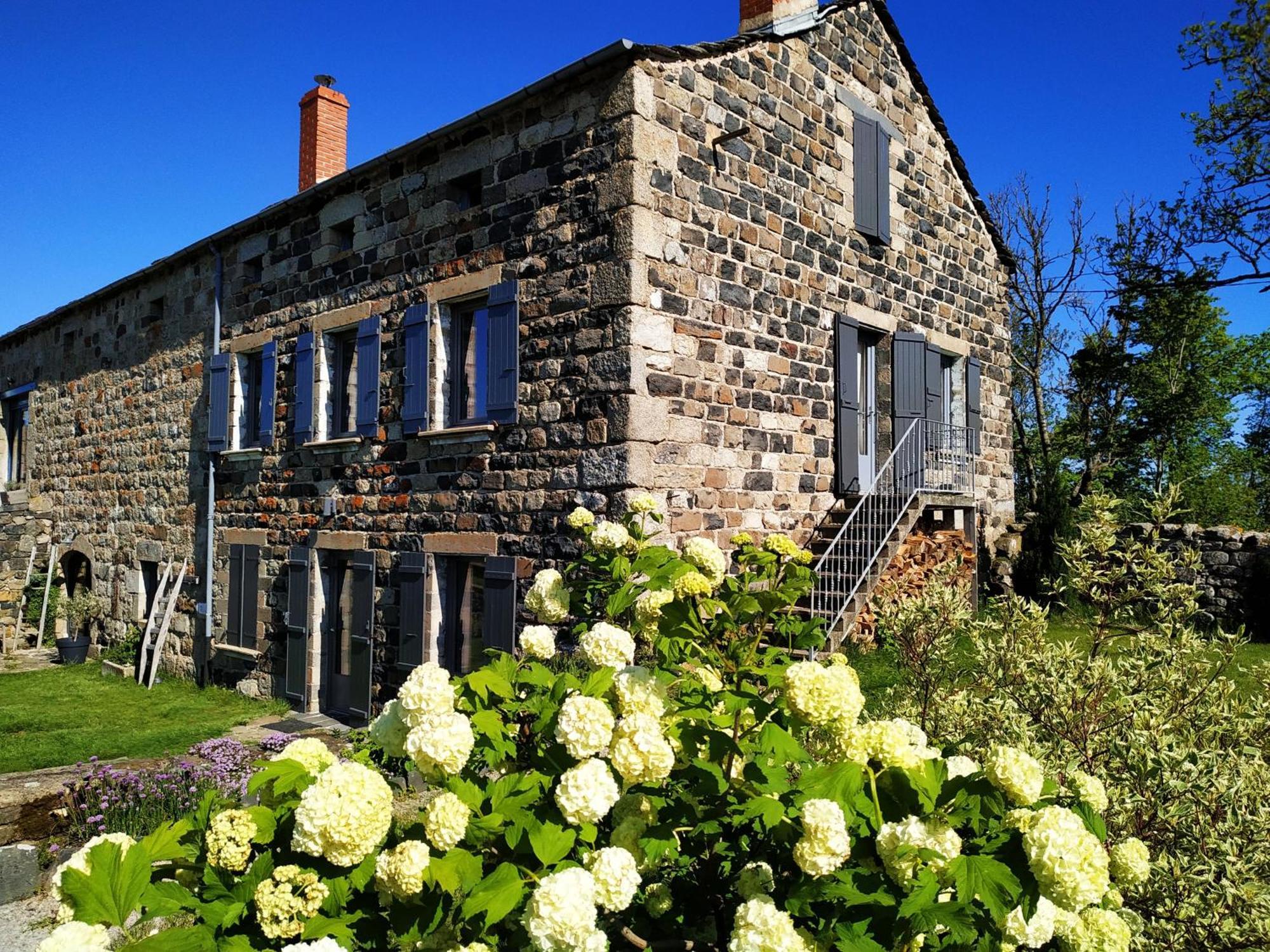 La Ferme De Madelonnet Bed & Breakfast Saint-Jeures Exterior foto